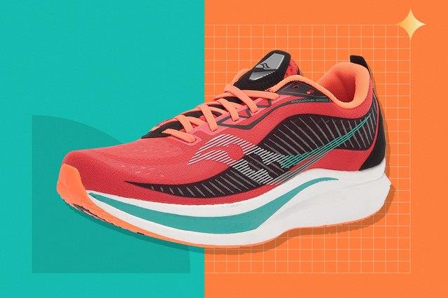 Saya seorang jurulatih yang sedang berjalan, dan Saucony Endorphin Speed ​​2 adalah kasut berjalan lancar yang sempurna