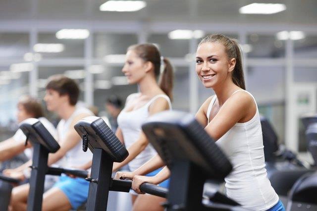 Adakah Berjalan di Treadmill Membantu Anda Menurunkan Lemak Paha?