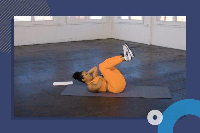Geben Sie Ihren Bauchmuskeln mit diesem 10-minütigen Training zur Stärkung des Kerns etwas Besonderes Geben Sie Ihren Bauchmuskeln mit diesem 10-minütigen Training zur Stärkung des Kerns etwas Besonderes