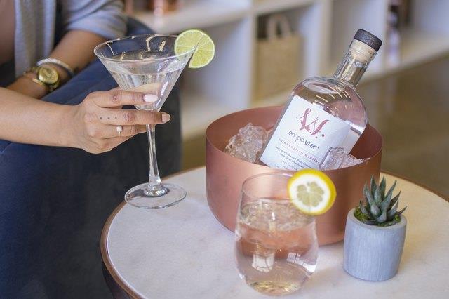 Genießen Sie diese 9 köstlichen Cocktails mit niedrigem ABV-Gehalt unter 200 Kalorien Genießen Sie diese 9 köstlichen Cocktails mit niedrigem ABV-Gehalt unter 200 Kalorien