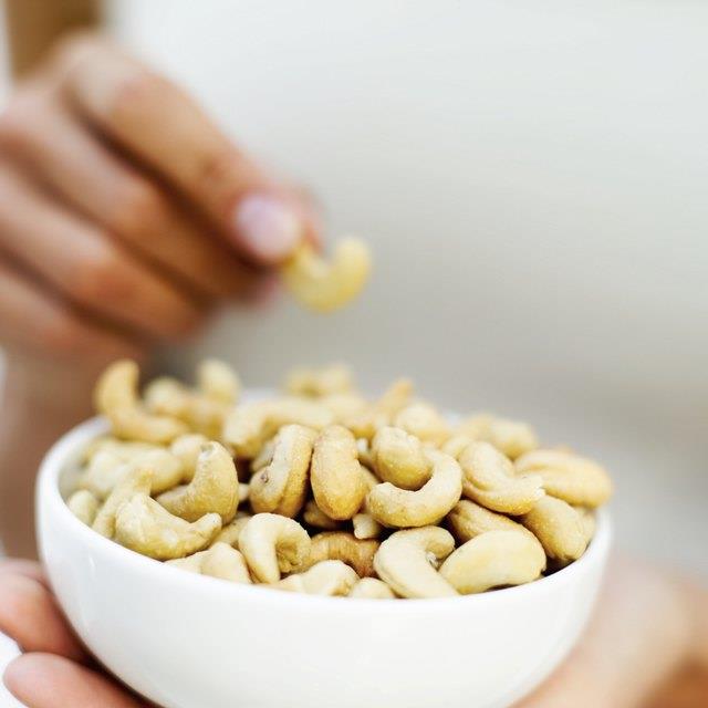 Wat is een vervanging voor cashewnoten in recepten als ik allergisch ben voor cashewnoten Wat is een vervanging voor cashewnoten in recepten als ik allergisch ben voor cashewnoten