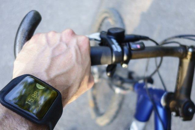 Was ist die höchste Geschwindigkeit, die jemals auf einem Fahrrad aufgezeichnet wurde? Was ist die höchste Geschwindigkeit, die jemals auf einem Fahrrad aufgezeichnet wurde?