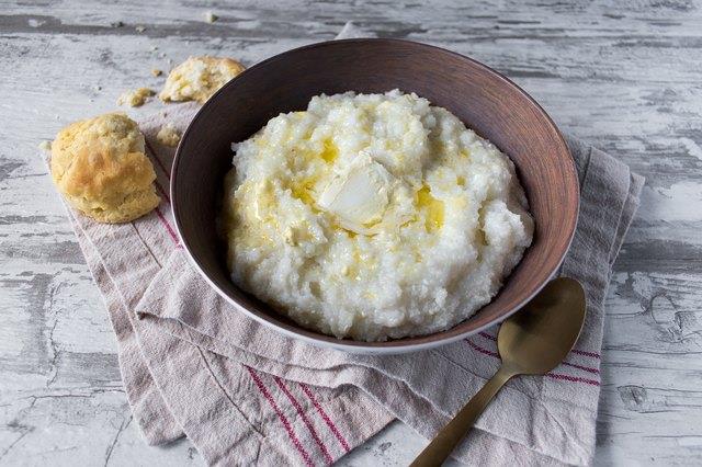 Hominy ist eines der nahrhaftesten Maisprodukte Hominy ist eines der nahrhaftesten Maisprodukte