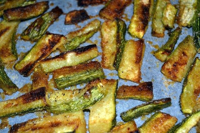 Gegrilltes Gemüse im Toaster zubereiten Gegrilltes Gemüse im Toaster zubereiten