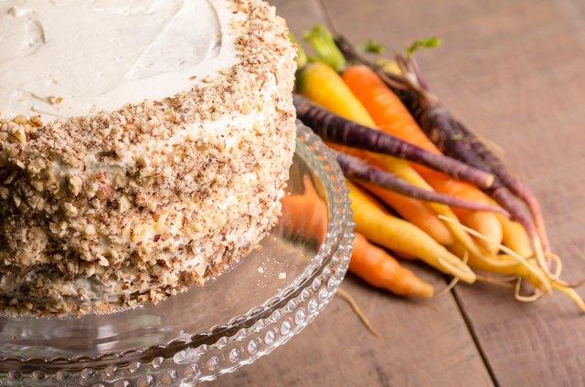 Wie man einen Box Carrot Cake Extra Moist macht Wie man einen Box Carrot Cake Extra Moist macht