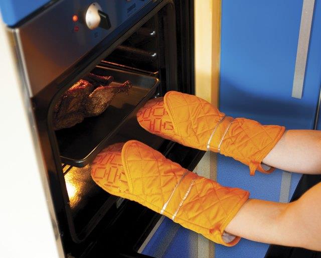 Wie man Hühnchen ohne Öl backt Wie man Hühnchen ohne Öl backt