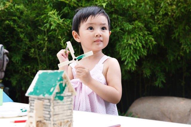 Syntaktische Entwicklung bei Kindern Syntaktische Entwicklung bei Kindern